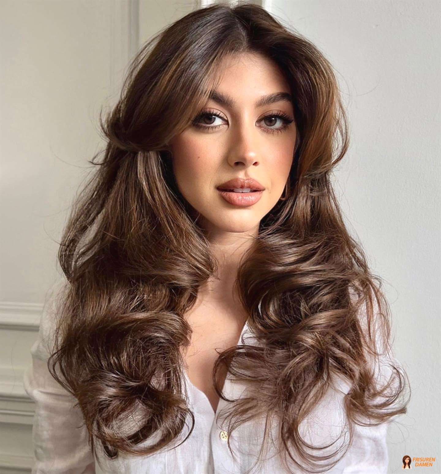 Braune Haare mit Highlights 2026: Ideen für Frauen