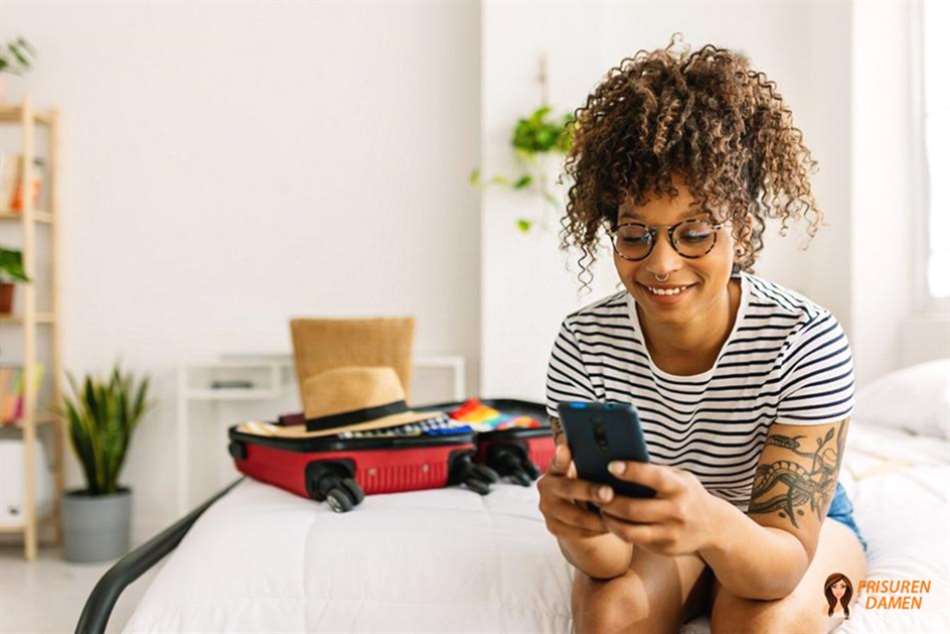 7 EINFACHE DIY-FRISUREN FÜR LOCKIGES HAAR