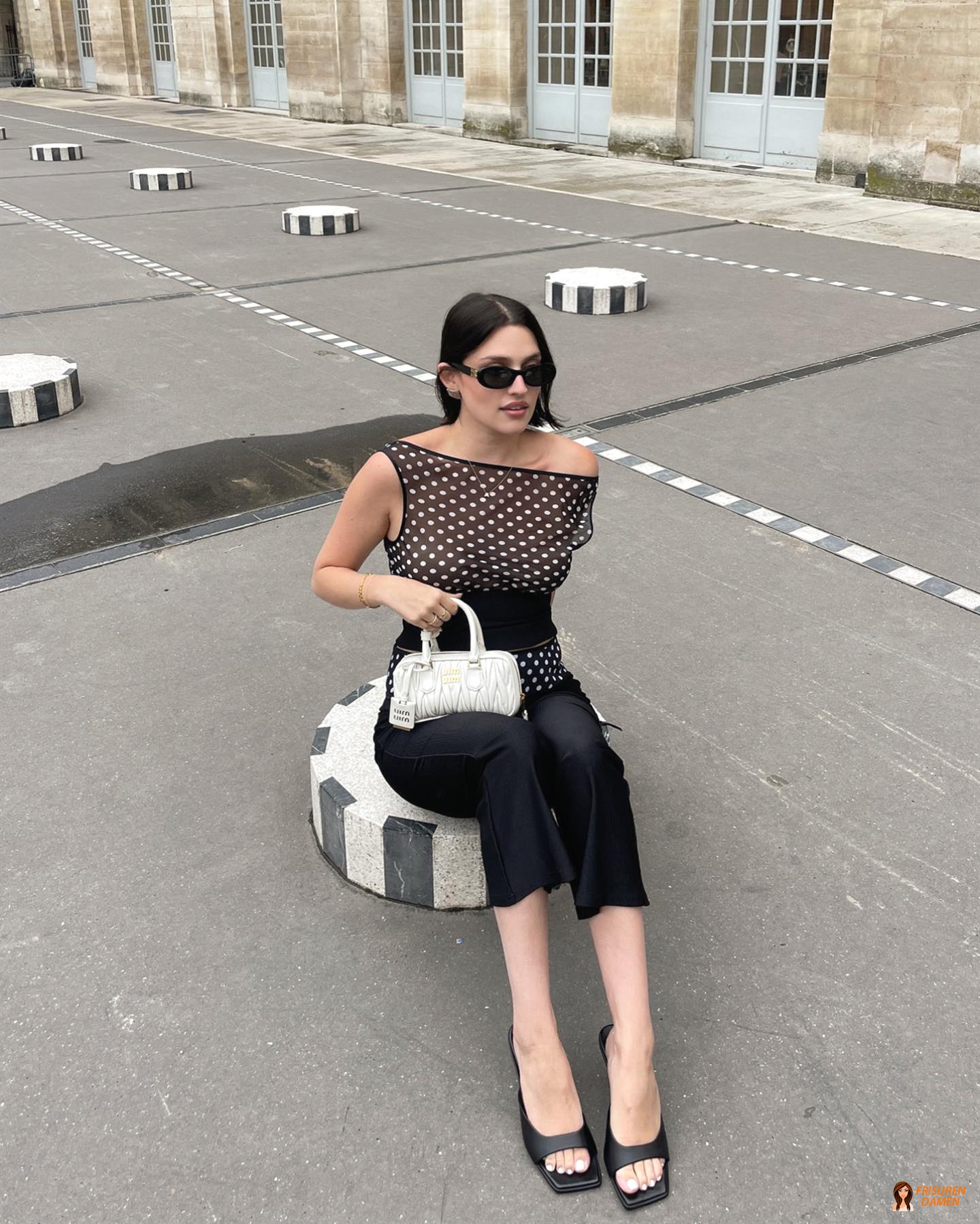 Eleganter Mittelscheitel