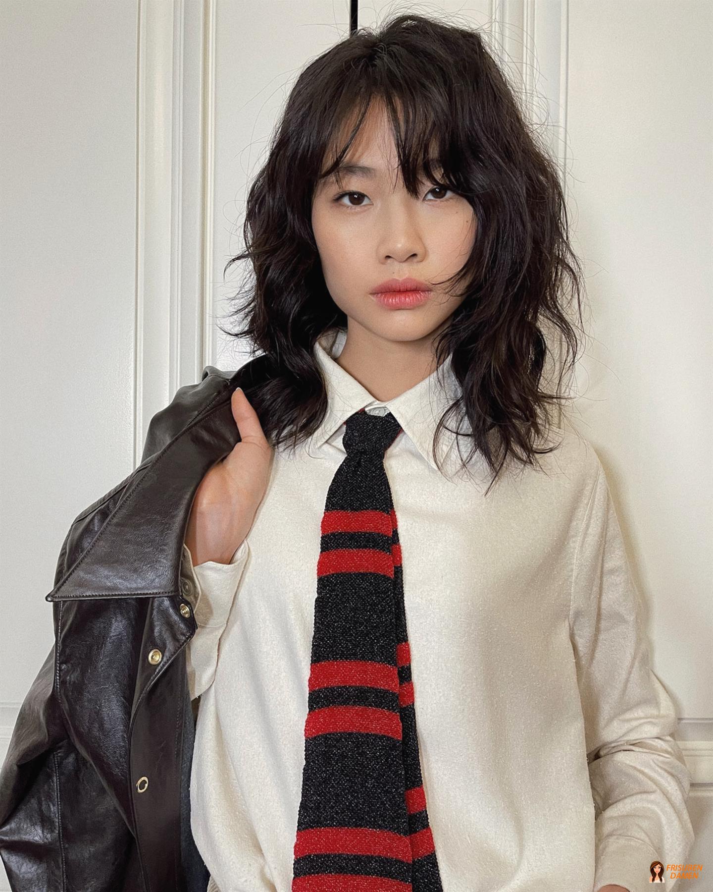 Shag Frisur mit Federpony für Frauen