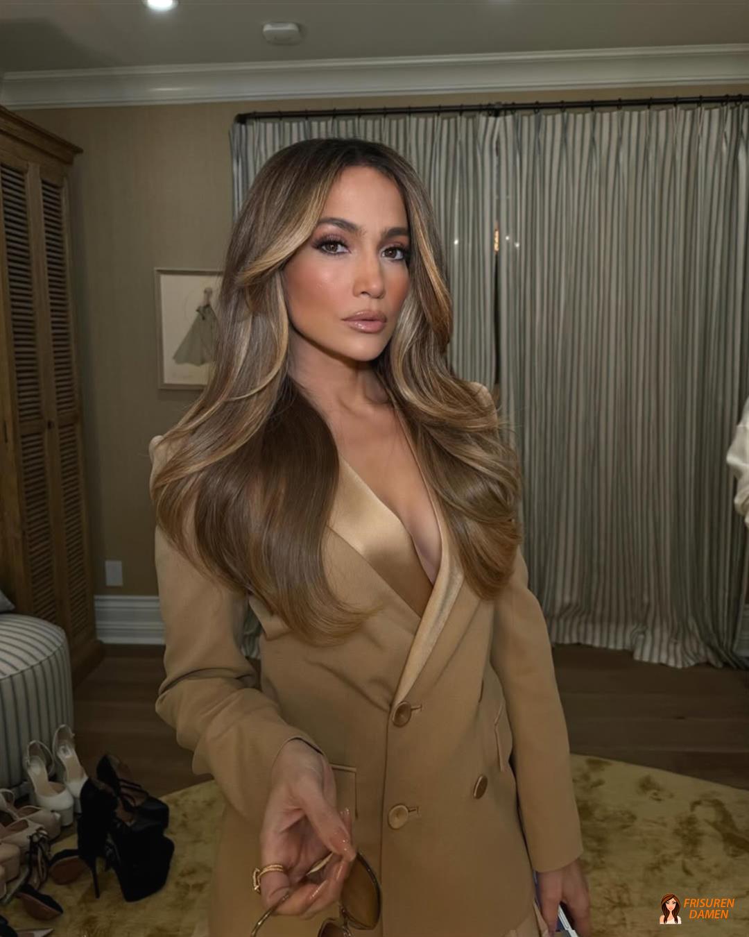 Curtain Bangs 2026 – Stilvolle Pony-Ideen für Frauen