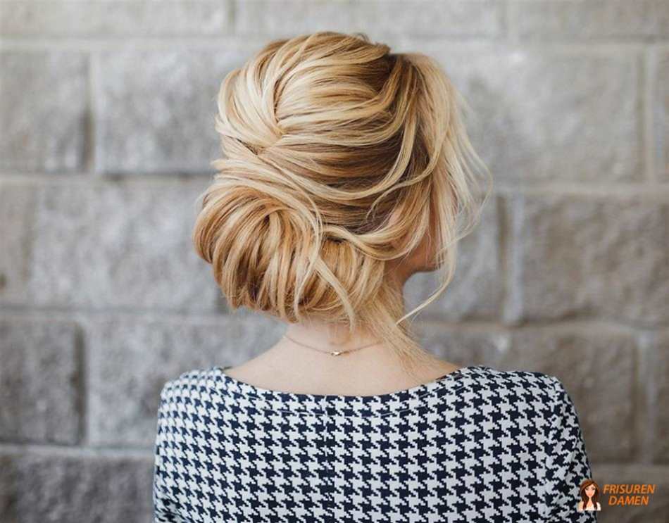 Französischer Twist – elegante Hochsteckfrisur