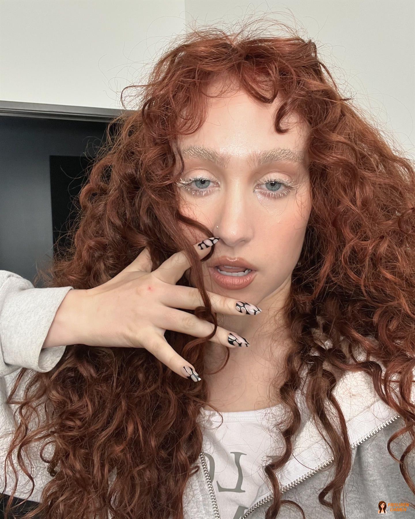 Gedämpftes Kastanienbraun