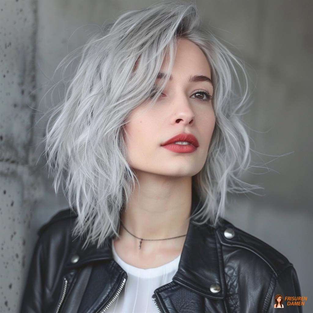 Grauer Glanz mit Textur mittellang