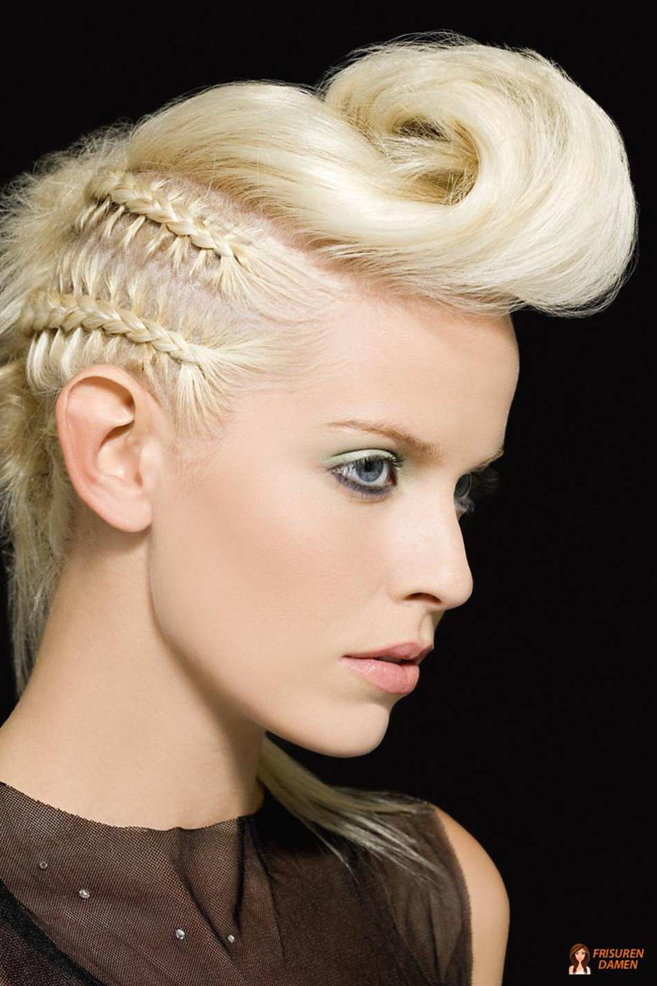 Haaransatzzöpfe – praktische Festivalfrisur mit sauberem Ansatz