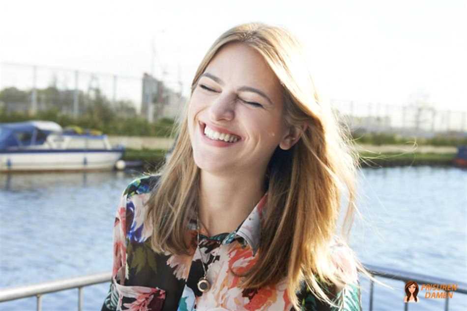 Herbstliche Haarfarben für Blondinen – warme Blondtöne