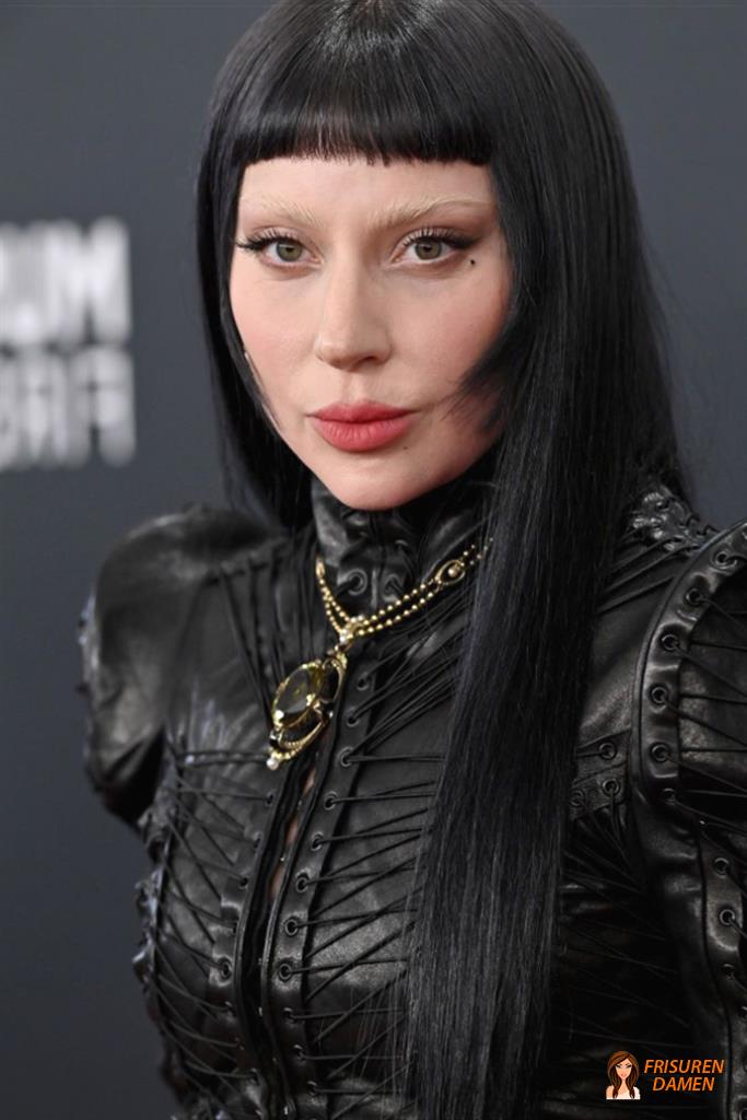 Japanisch inspirierter Hime-Schnitt