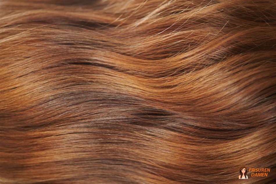Kupferbraunes Haar – warme Braun-Kupfer-Mischung