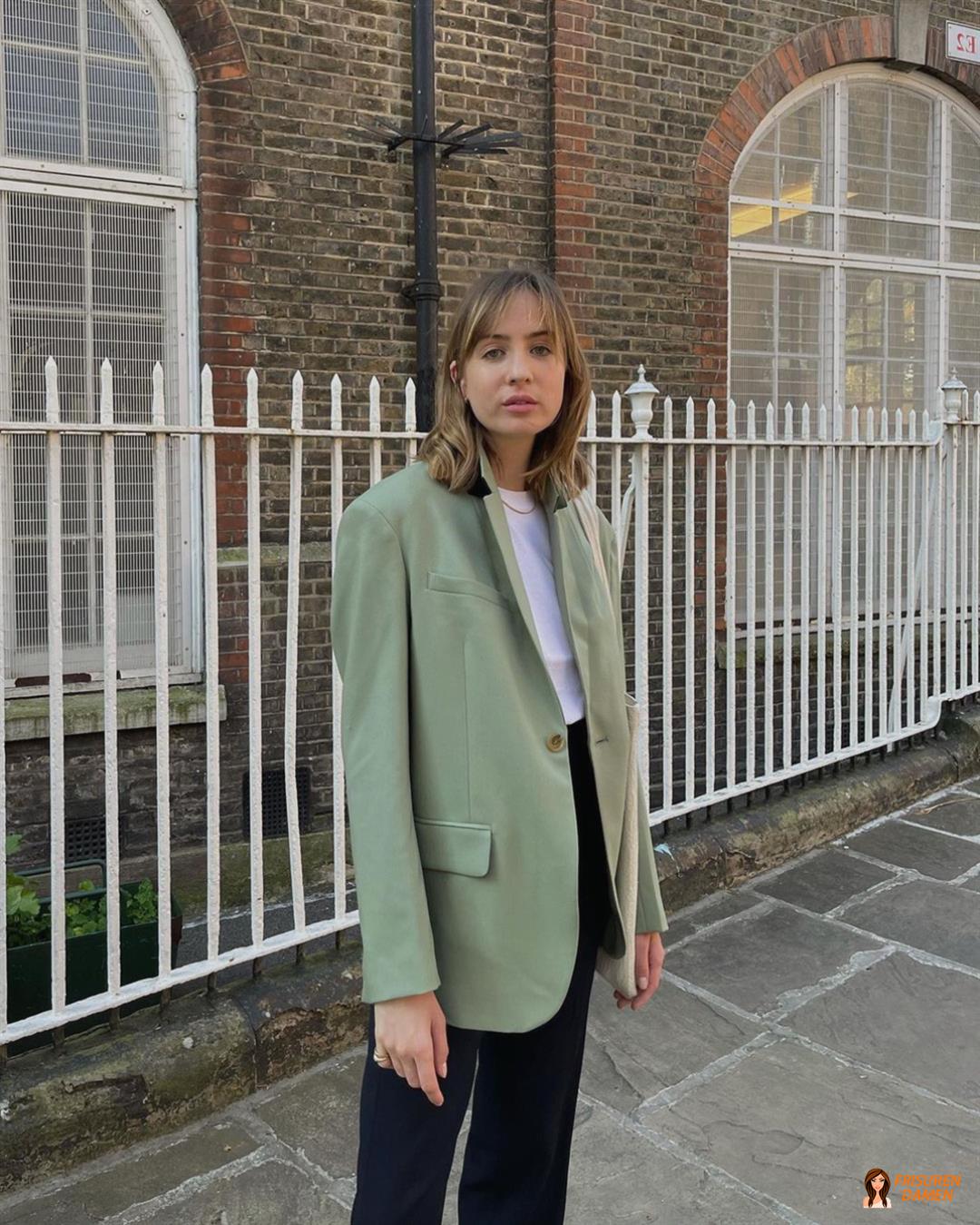 Kurzes Haar mit fransigem Pony