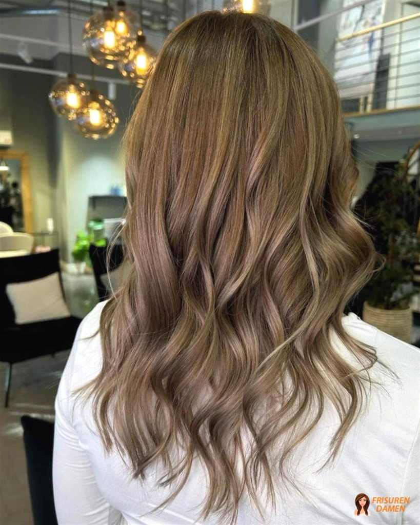 Weitere Frisuren Inspirationen für Frauen