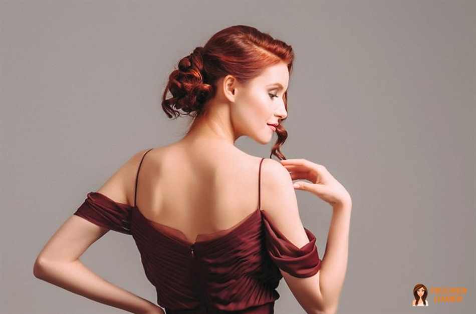 Lockige Hochsteckfrisur – elegante Frisur für Frauen