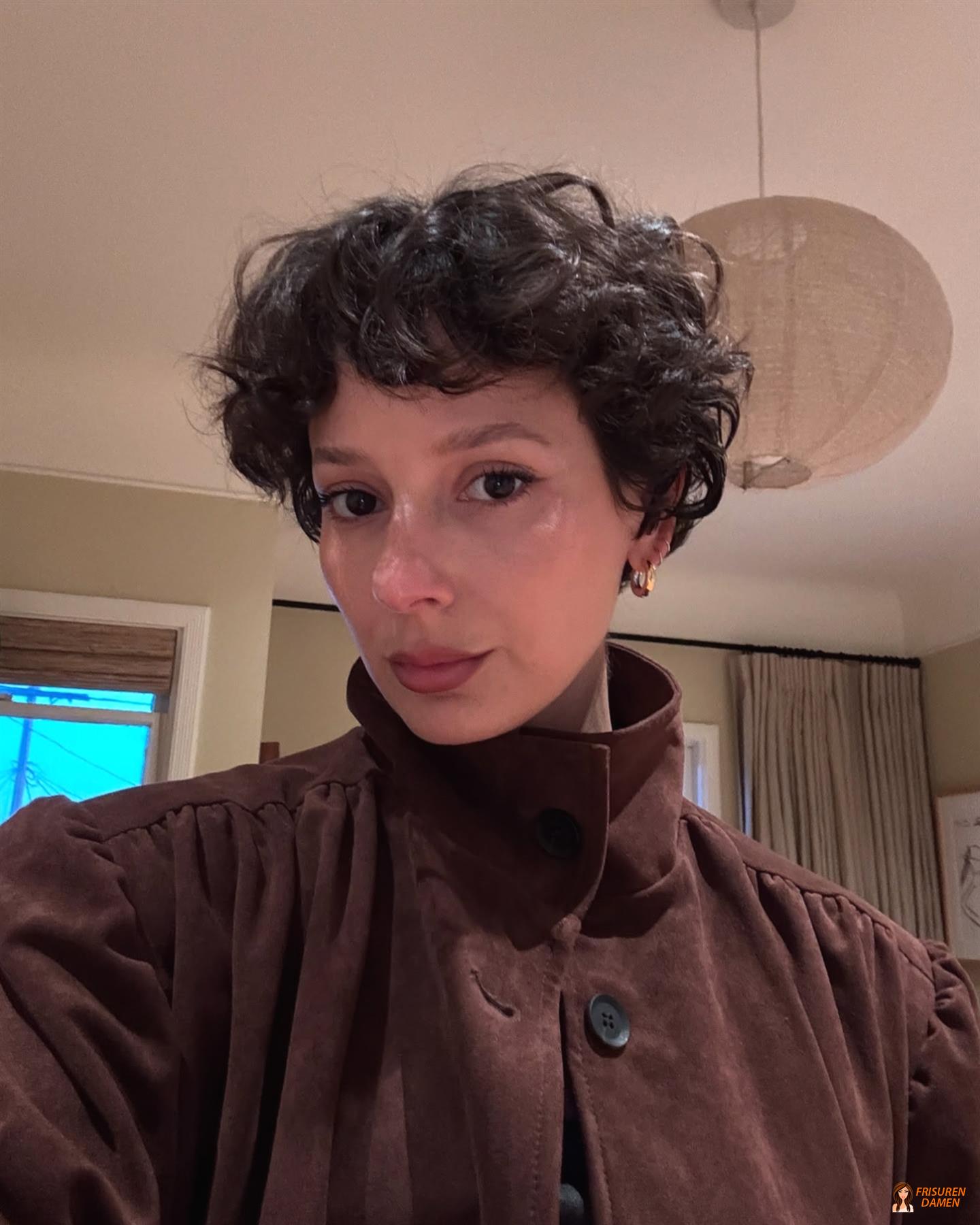 Mini Shag Frisur für Frauen