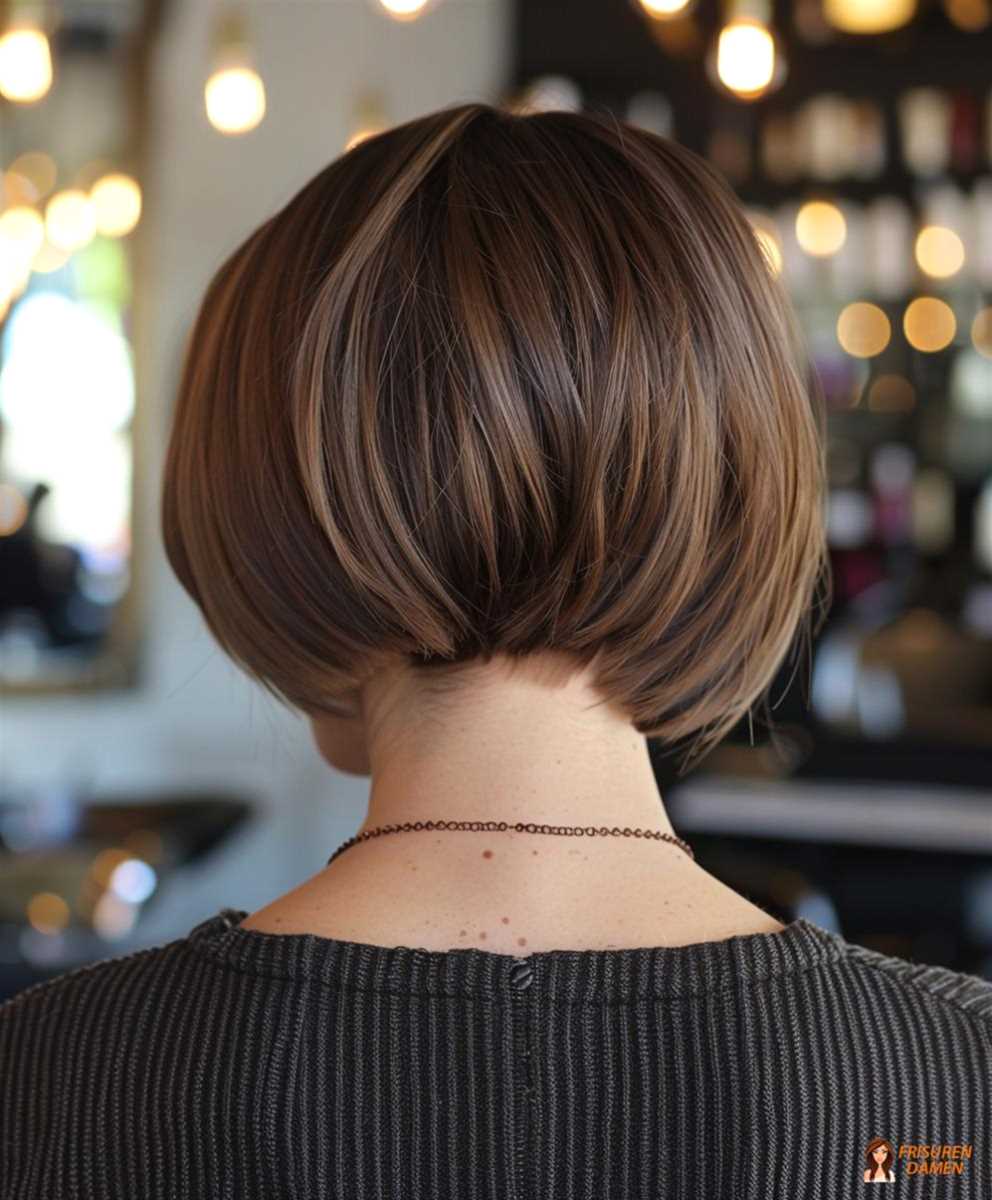 Strukturierter Kurz-Bob für Frauen 2026 mit definierter Textur in der Rückenansicht