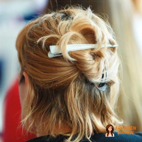 Pageboy-Bob für Frauen über 50 im modernen Retro-Stil