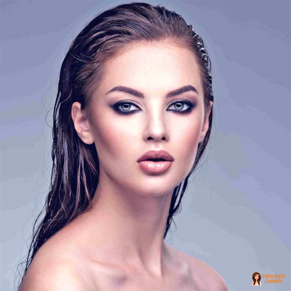 Partyfrisuren Quick Fix: in 30 Sekunden nachstylen mit Haarnadeln, Spray und kleinen Details