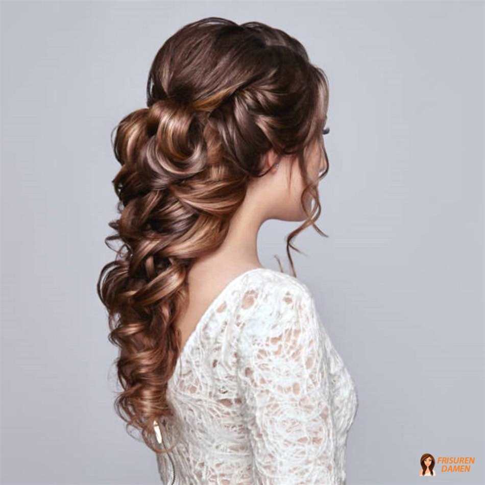 Schokoladenblond – dunkler Blondton mit braunen Highlights