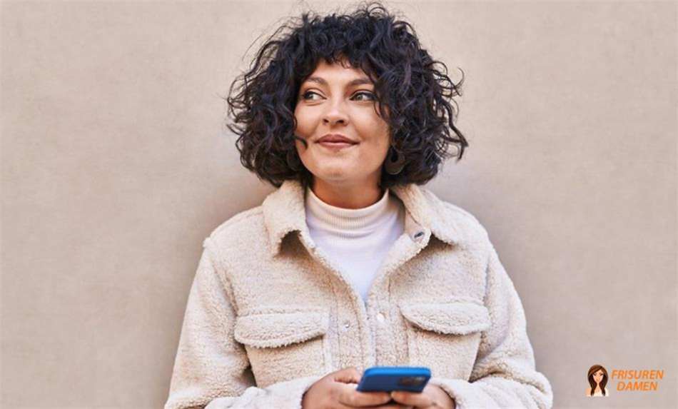 Shag-Kurzhaarschnitt für moderne Frauen