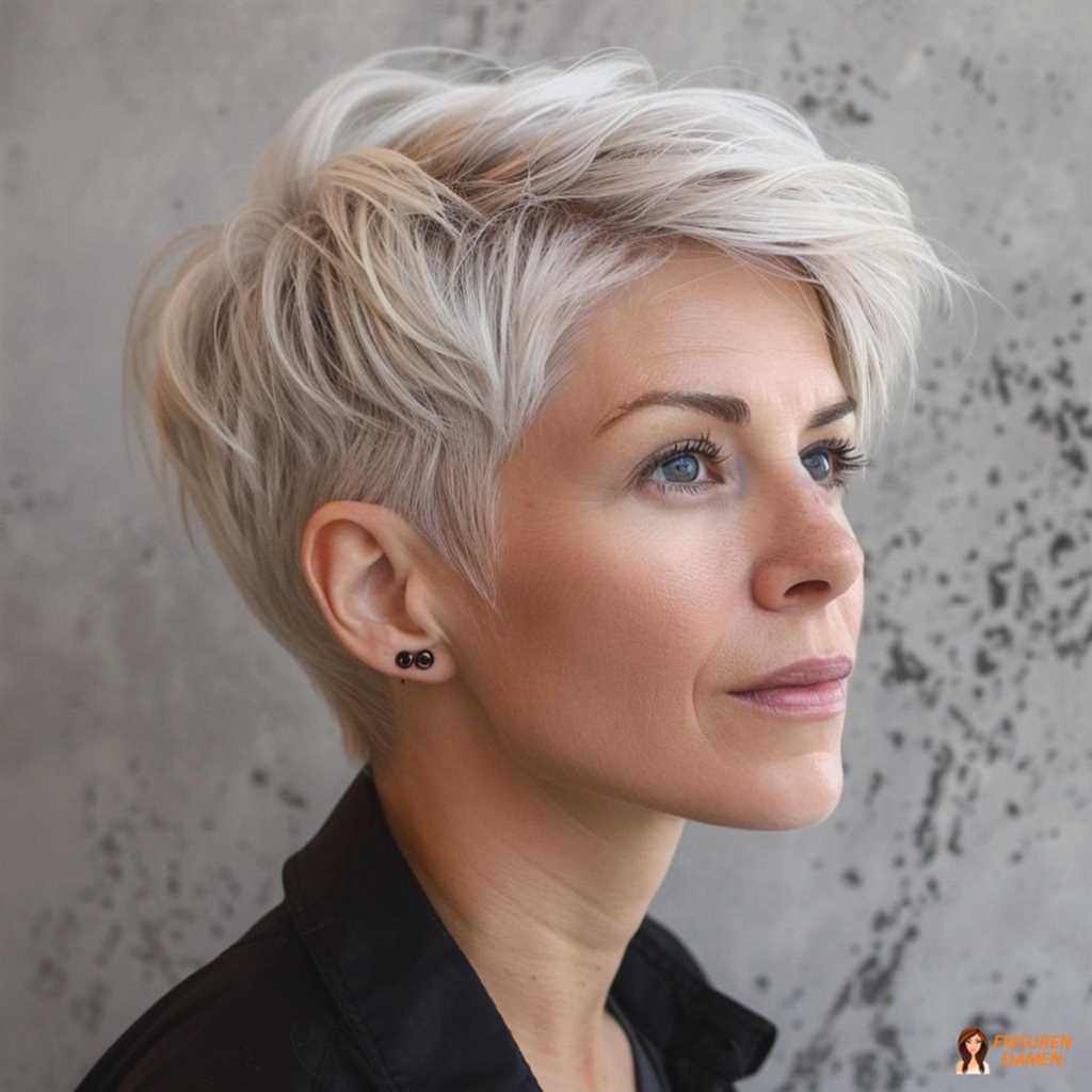 Stilvoller Undercut ab 60 mit femininem Charme und moderner Silhouette