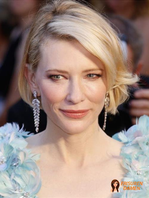 Stylischer Bob mit Seitenscheitel für Frauen über 50 mit modernem Look