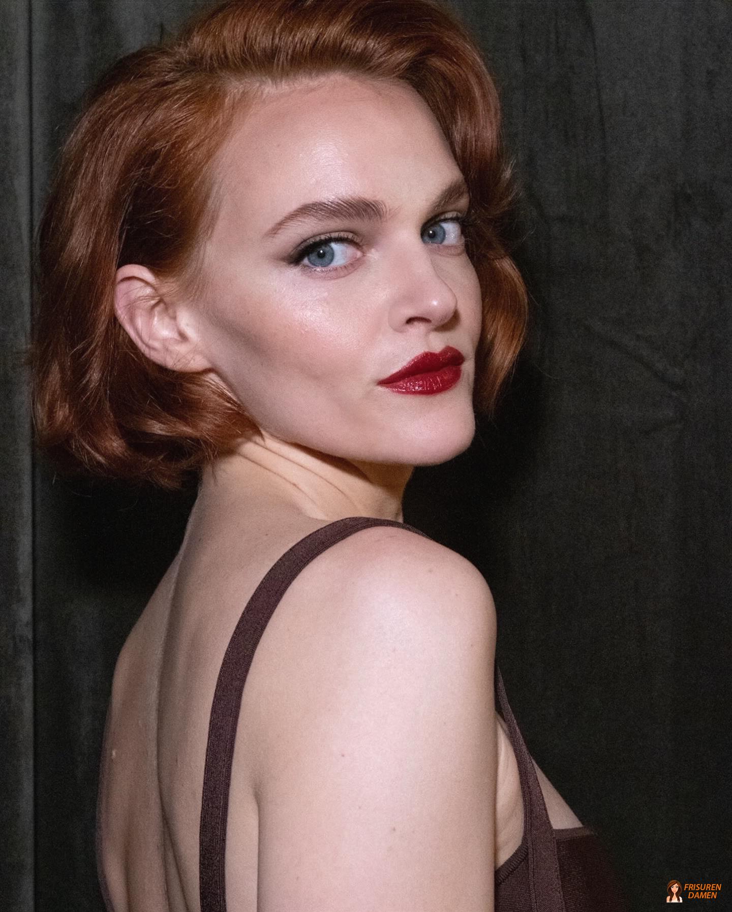 Warmes Kastanienbraun