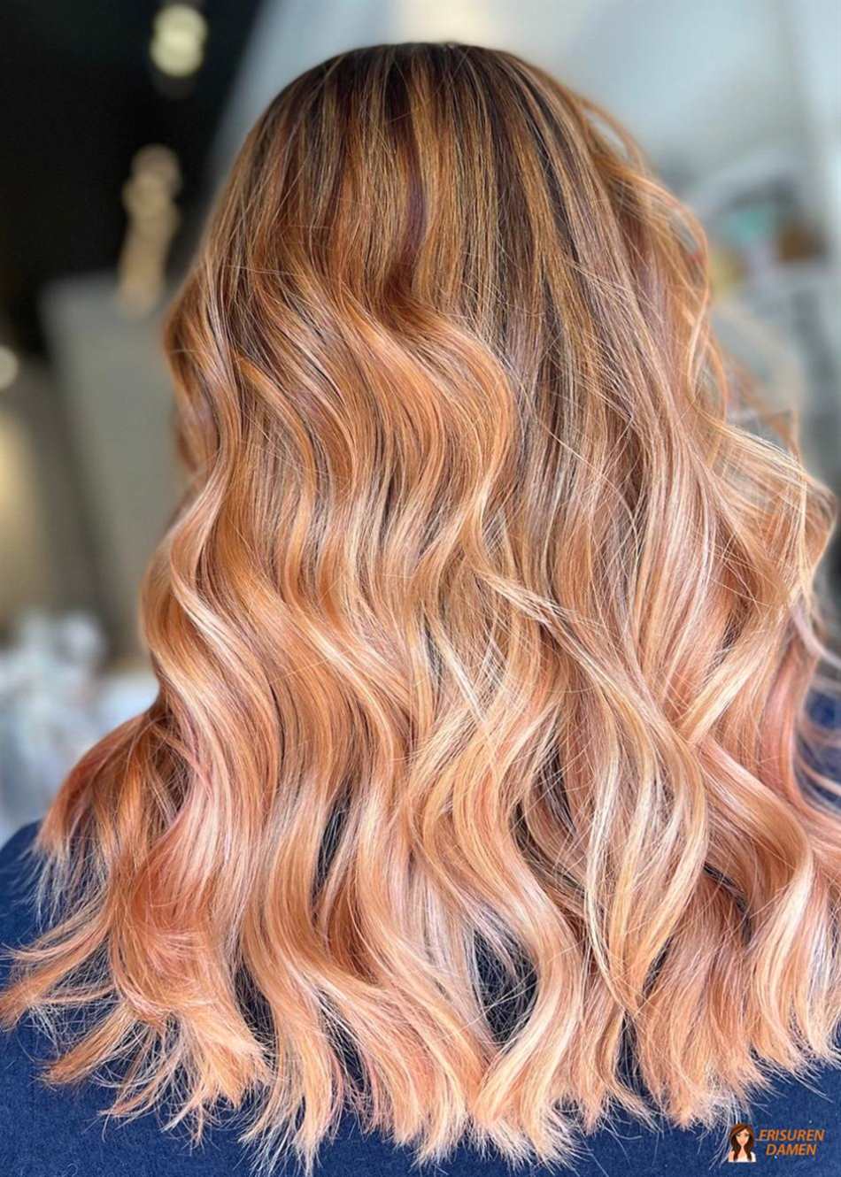 Was ist roségoldenes Haar? – warmer Blondton mit Rosé-Reflexen