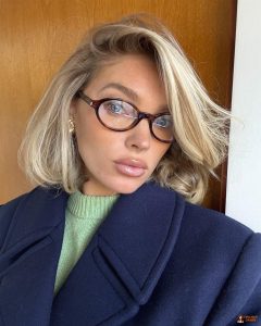 Natürliche Haarfarben mit weichen Highlights für mehr Fülle